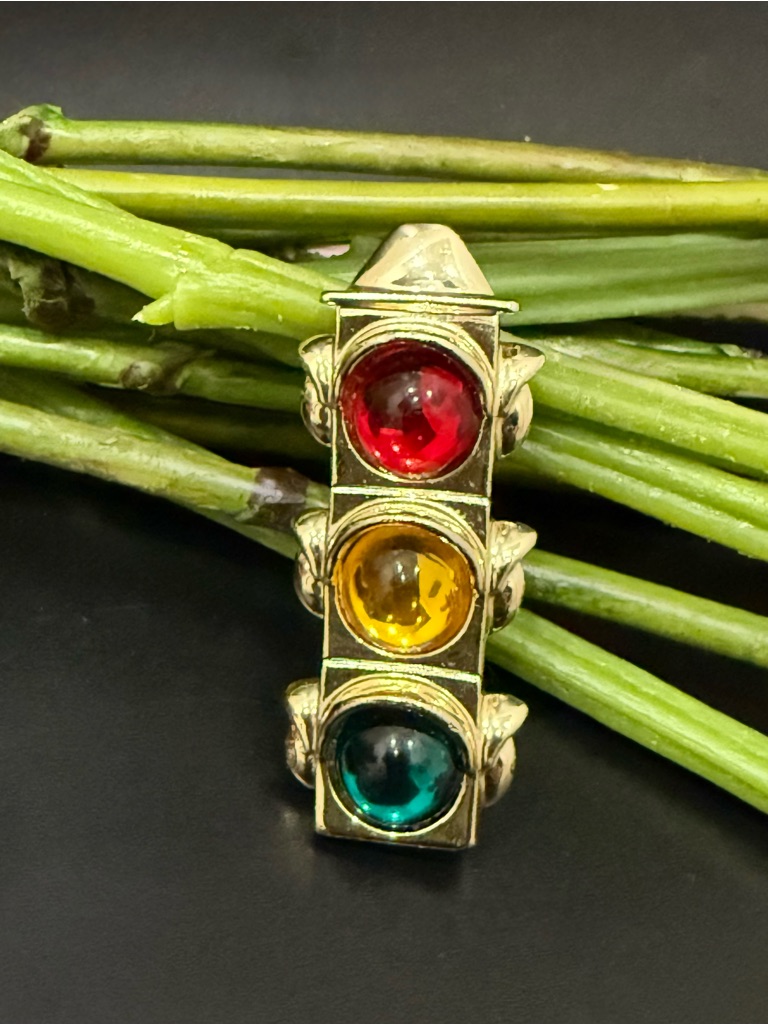 Vintage Ajc Gold-Tone Traffic Light Cabochon Brooch